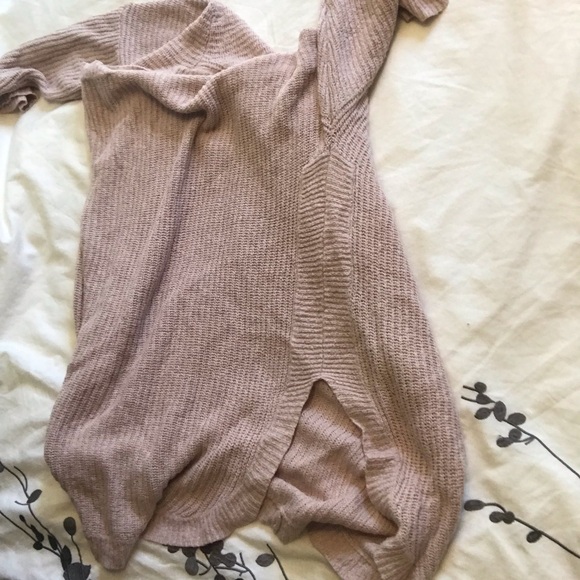 Express Circle Hem Relaxed Fit Tunic Sweater - Picture 5 of 11